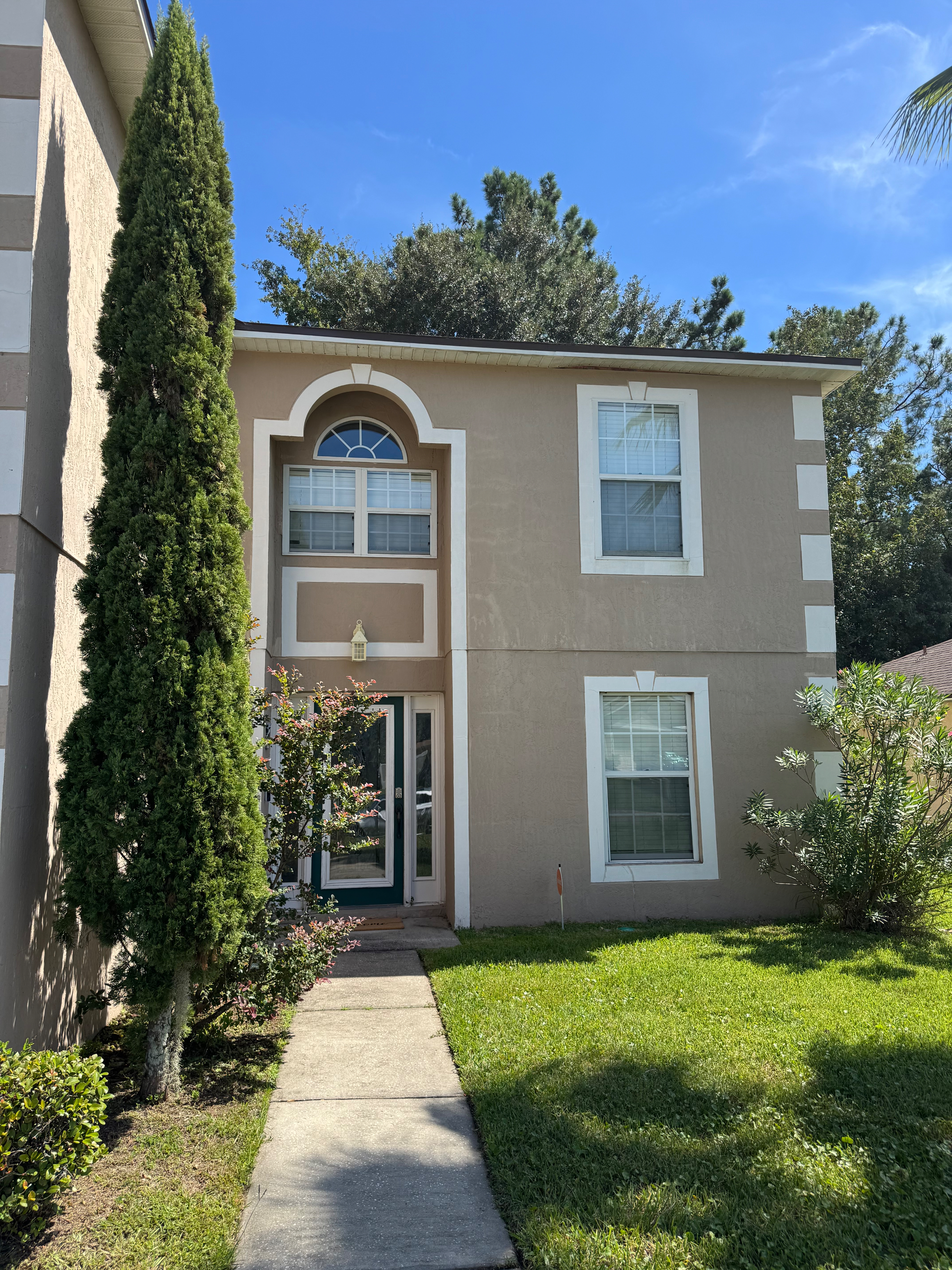 Spacious Fully Furnished 4BR/2.5BA Home | Utilities + Wi-Fi Included | Near Hospitals & I-295