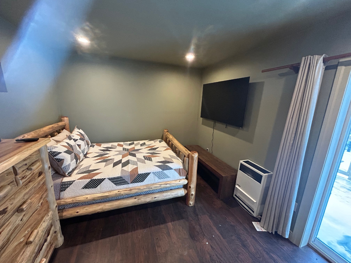 Hogback Mountain Retreat - Photo 3