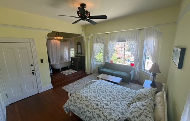 Echo Park Victorian Home - Photo 2