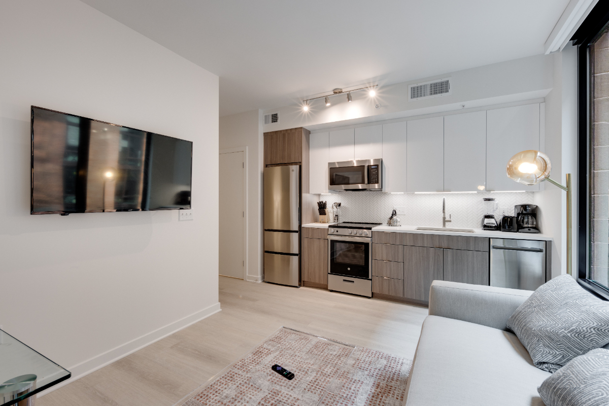 Global Luxury Suites at Capitol Hill - Photo 3