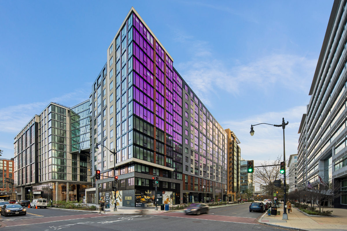 Global Luxury Suites at Capitol Hill - Photo 11