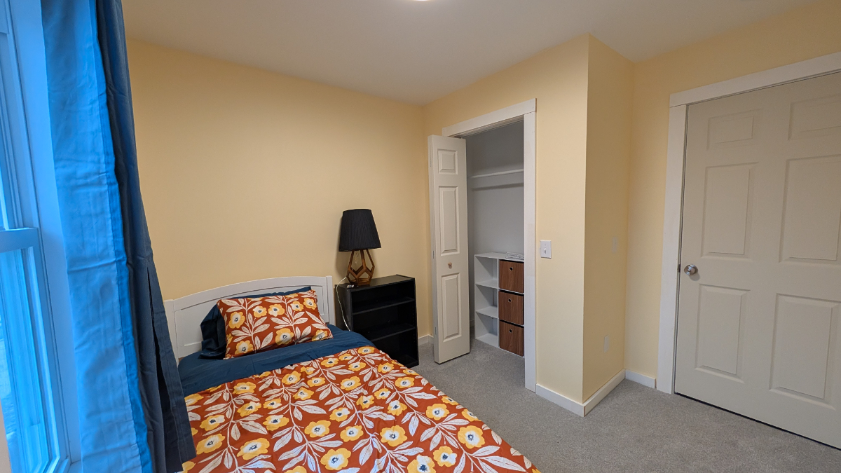 4bed/2bath - Near UVMMC - Photo 11