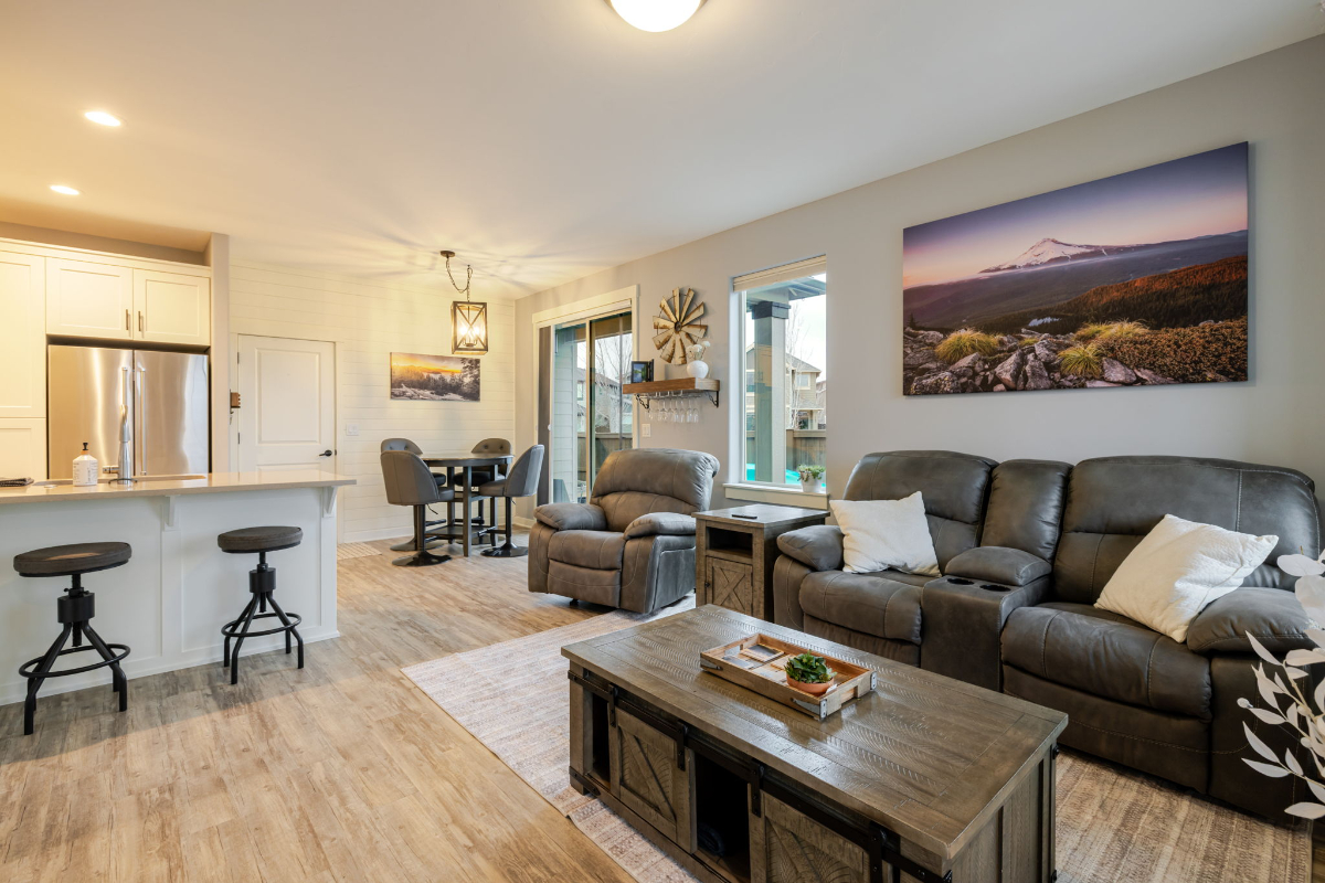 Charming Redmond Retreat with Community Amenities - Photo 4