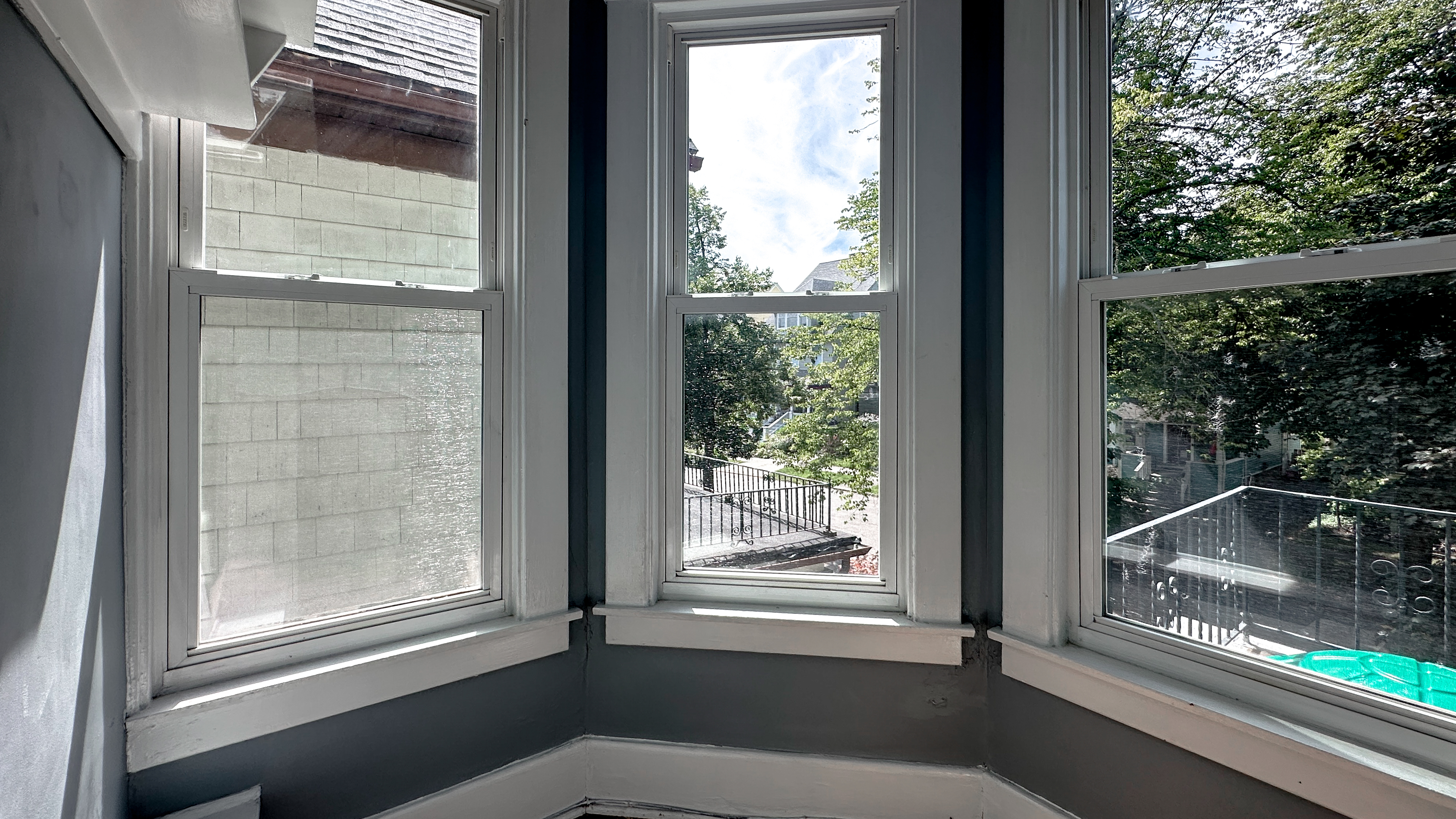 3-Bed Turnkey in Heart of Elmwood Village - Photo 7