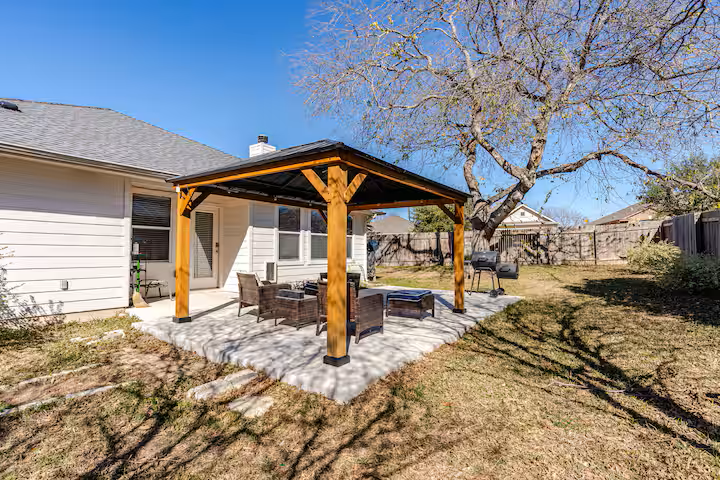 Stone Suite - Photo 11