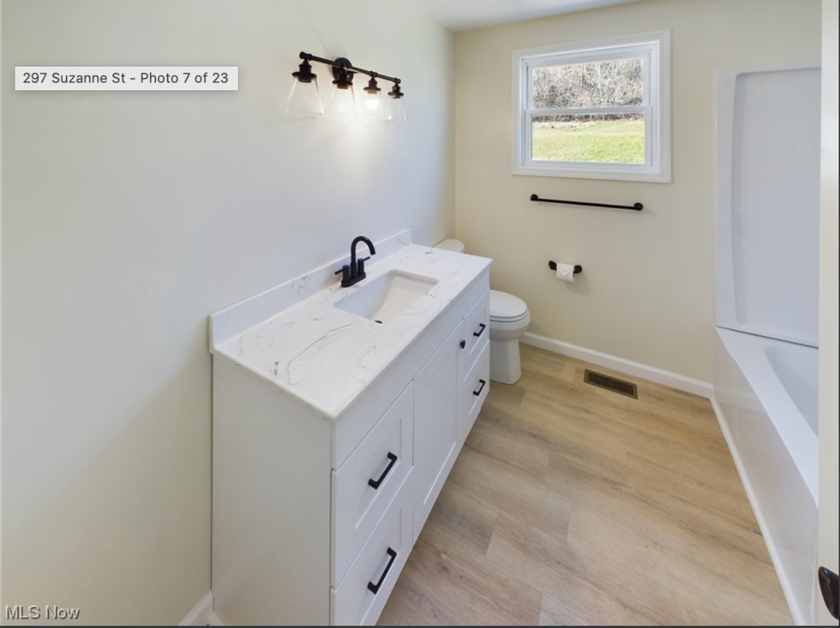297 Suzanne St. - Photo 7