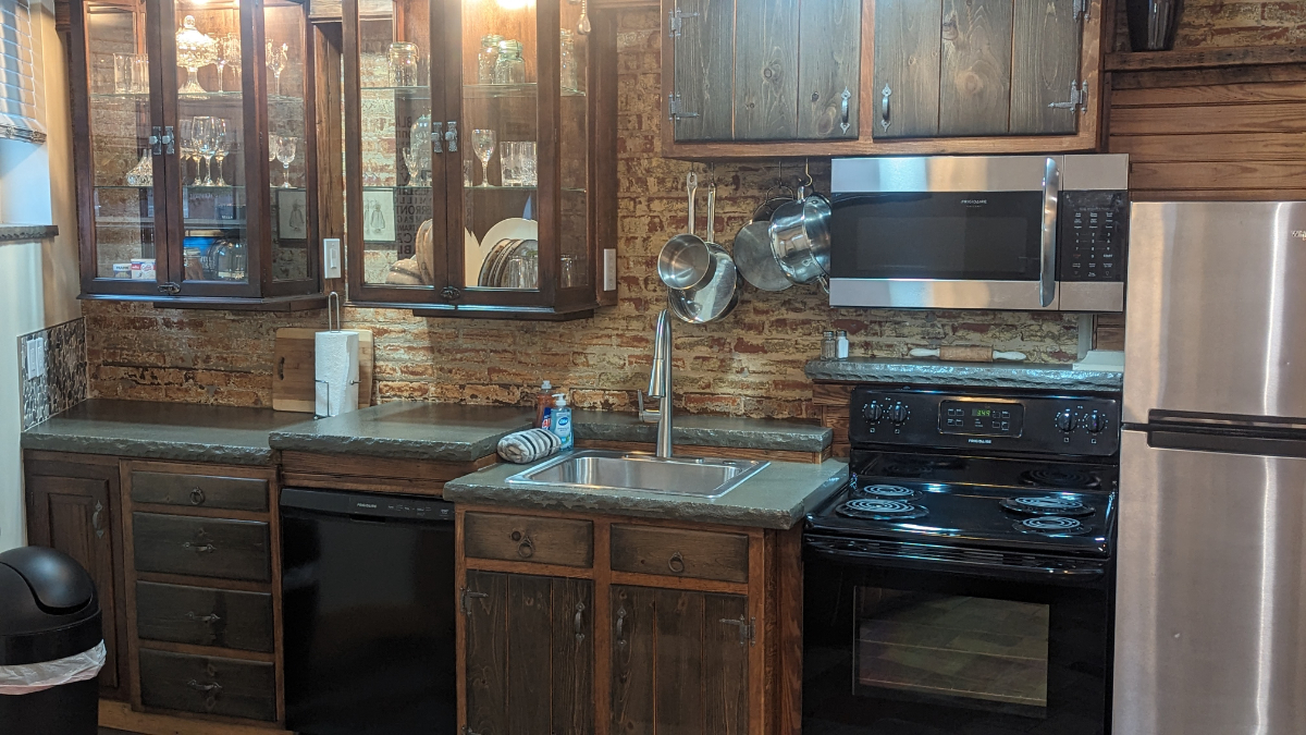 Apartment / Wynn Hospital - Photo 1