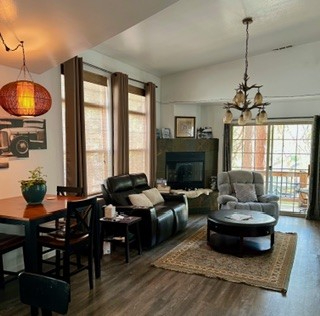 Cozy and Peaceful Furnished One-Bedroom Home in Bend with Utilities Included - Photo 1