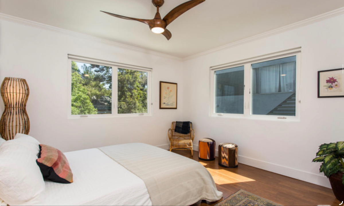 Prime Los Angeles Duplex Apartment - Photo 6