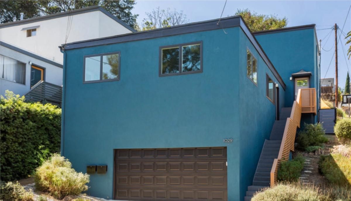 Prime Los Angeles Duplex Apartment - Photo 1