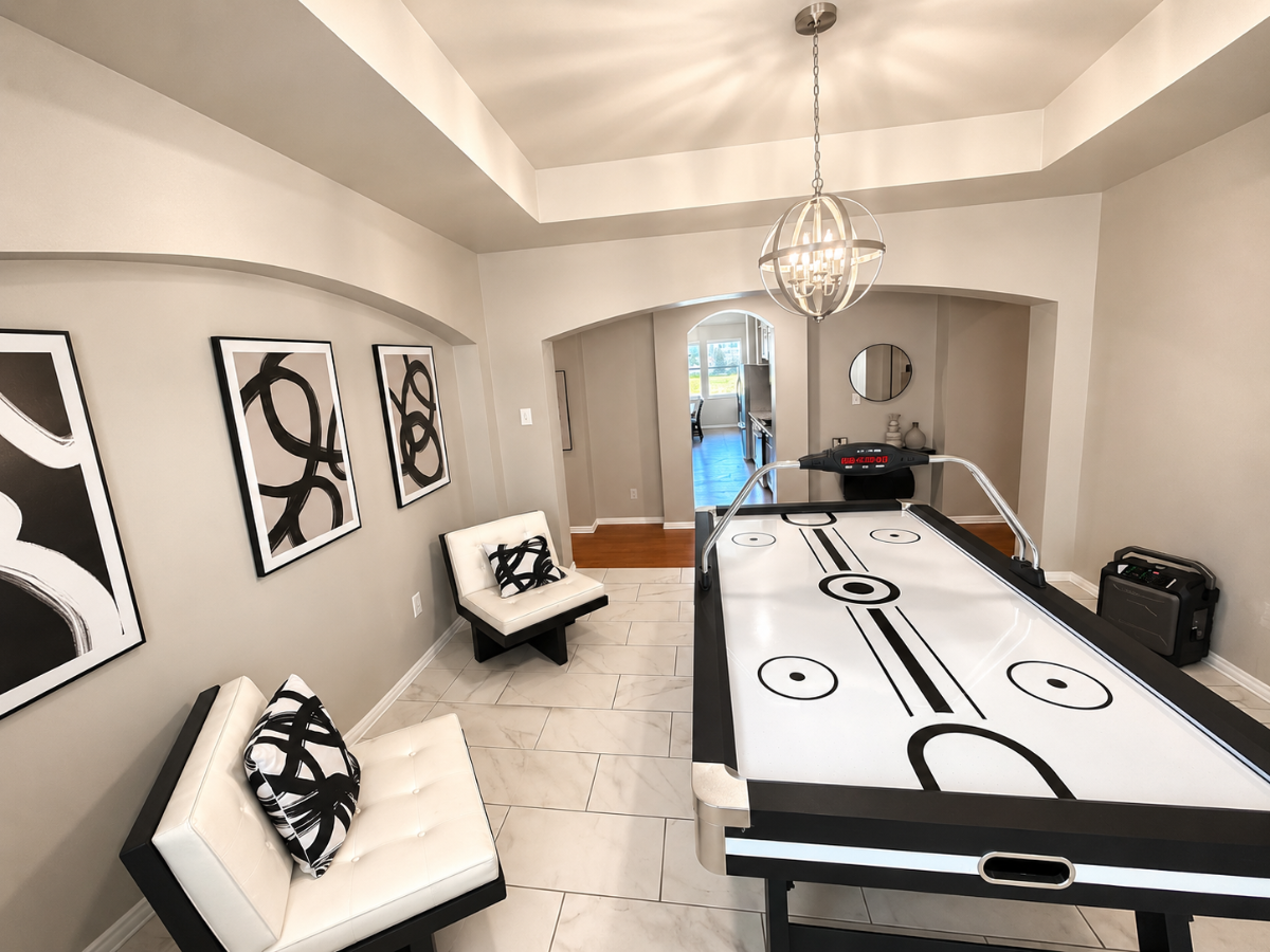 Spacious Cedar Hill Retreat - Smart Home  with Fun Amenities - Photo 7