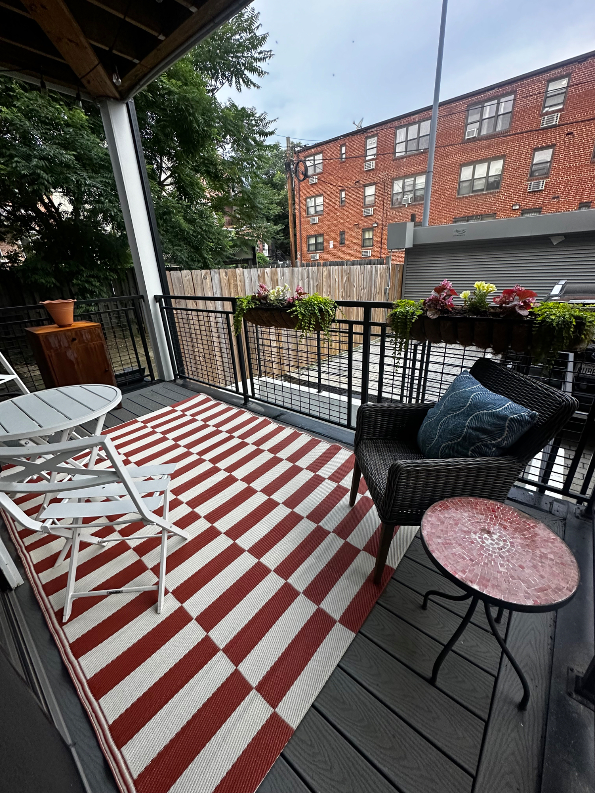 Condo w/ Parking, Near Top Hospitals & DC Metro - Photo 4