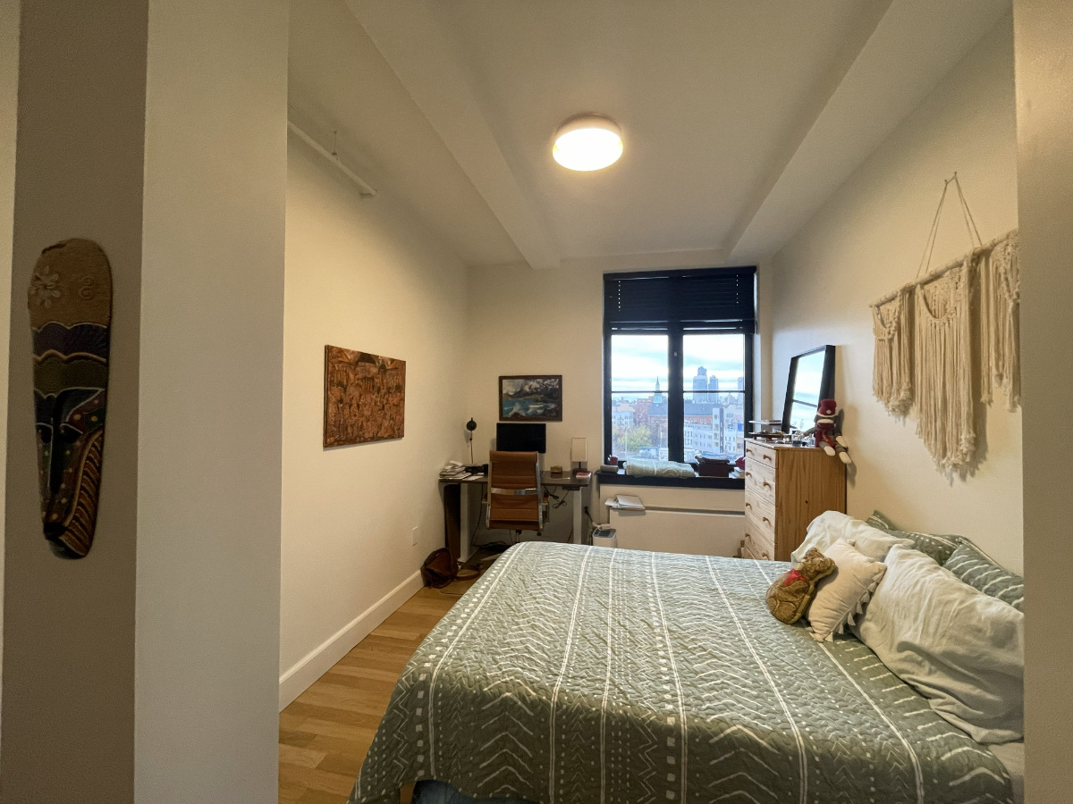 Large One Bed Loft in Prime Williamsburg - Photo 5