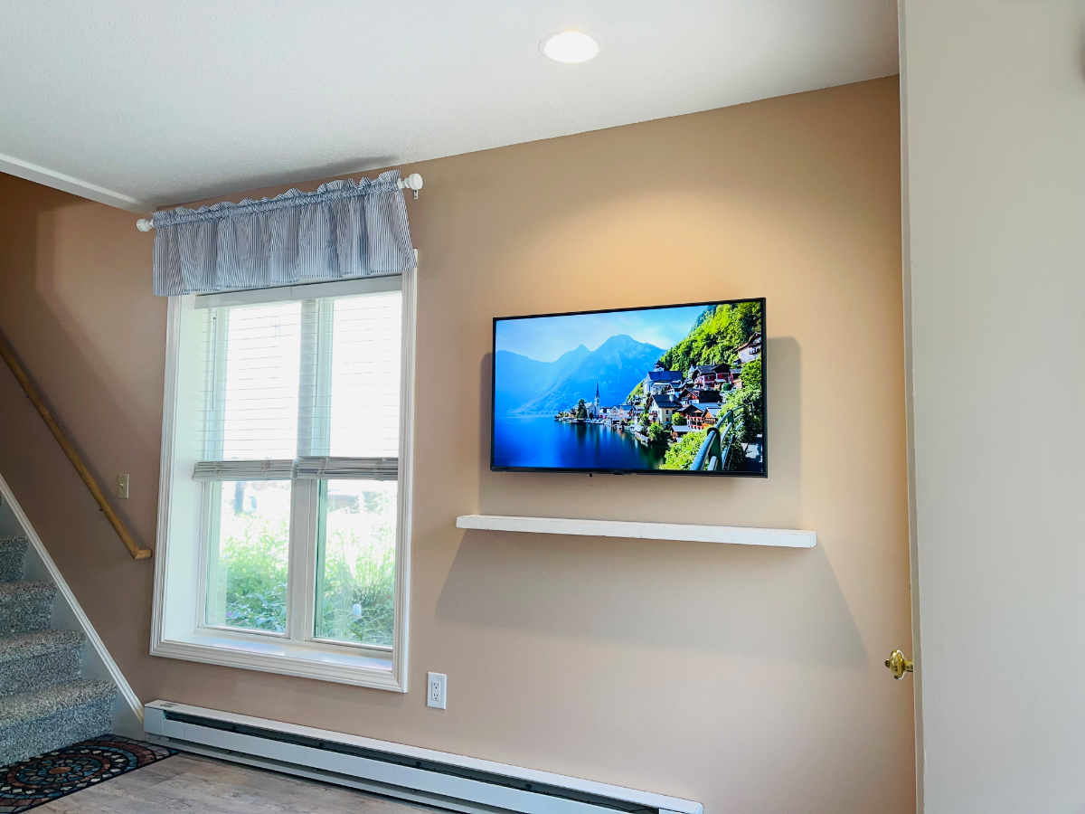 CENTRAL LOCATION - ALL UTILITIES INCLUDED - Photo 5