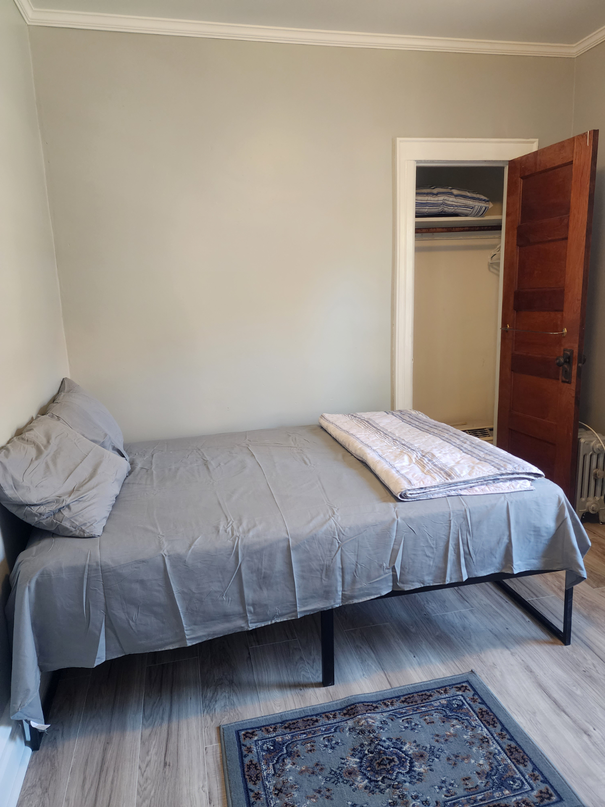 Richmond Hill Room for Rent - Photo 3
