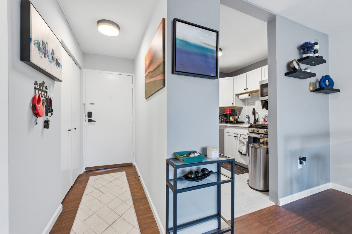 Charming Pet-Friendly Condo Near Georgetown with Parking - Photo 1