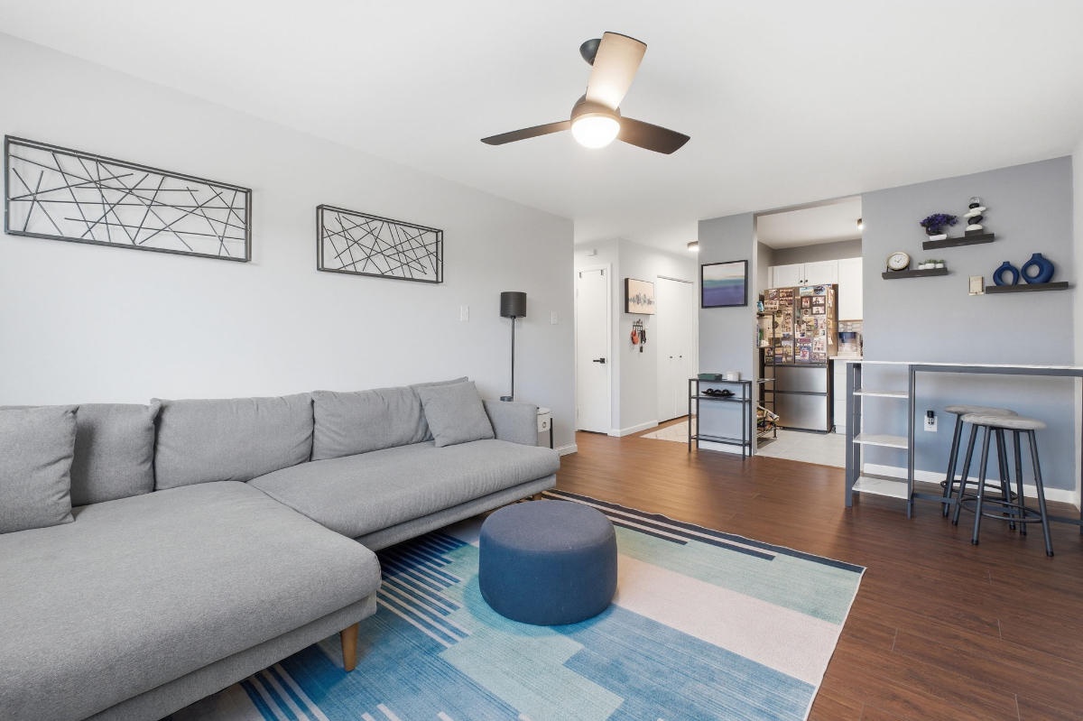 Charming Pet-Friendly Condo Near Georgetown with Parking - Photo 5