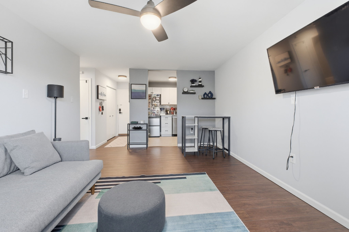 Charming Pet-Friendly Condo Near Georgetown with Parking - Photo 6