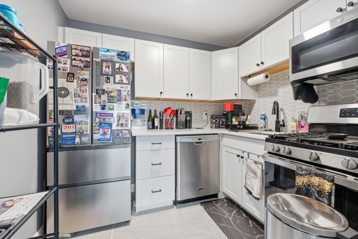 Charming Pet-Friendly Condo Near Georgetown with Parking - Photo 7