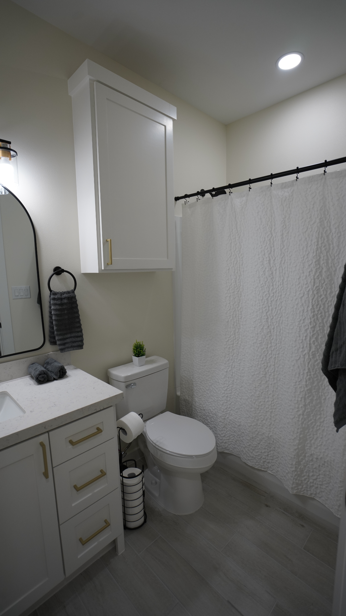 Brand-New 2BR-2.5BA Apartment / Easy Expressway Access / AVAILABLE DEC. 1st - Photo 9