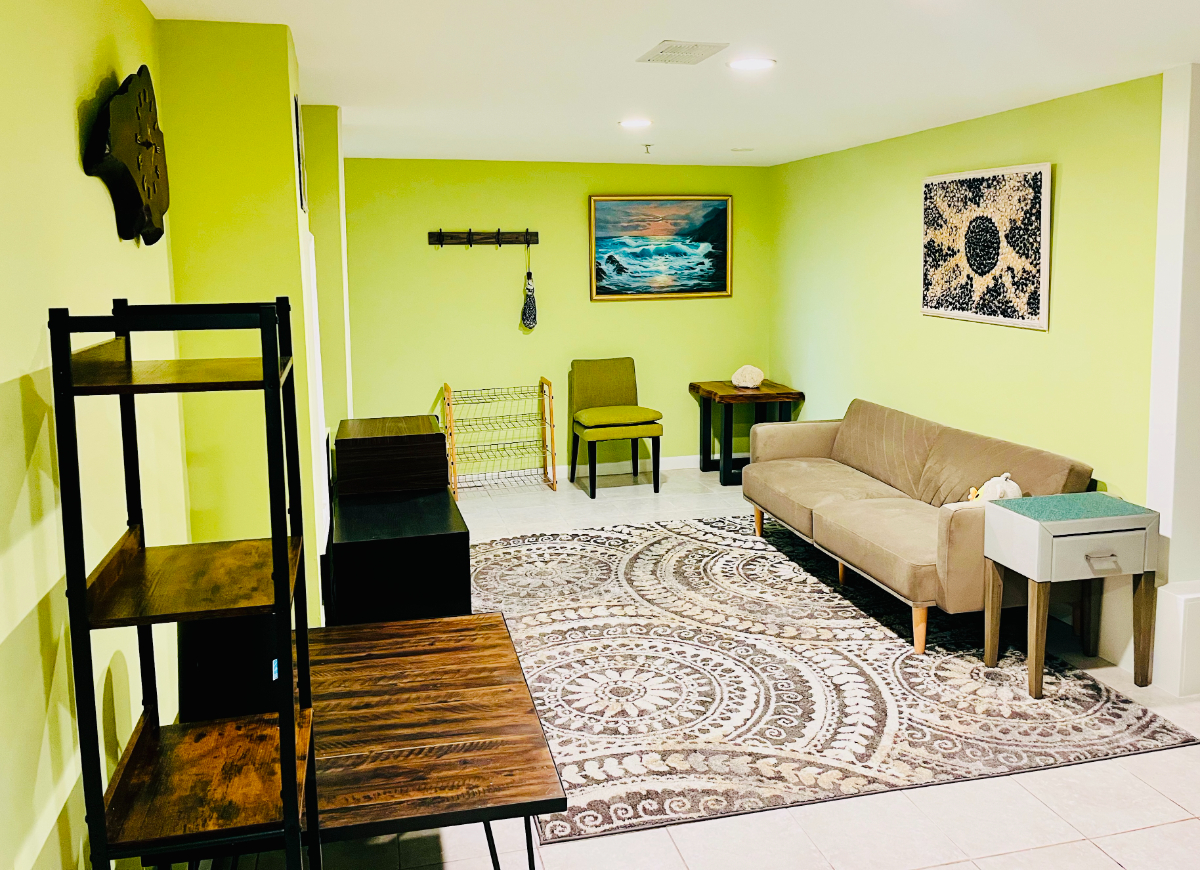 Cozy English Apartment in Safe NW DC - Photo 7