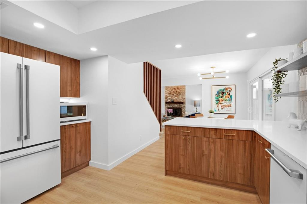 TCH - Comfy 4bd/2.5ba home in Austin w/ Workspace - Photo 12
