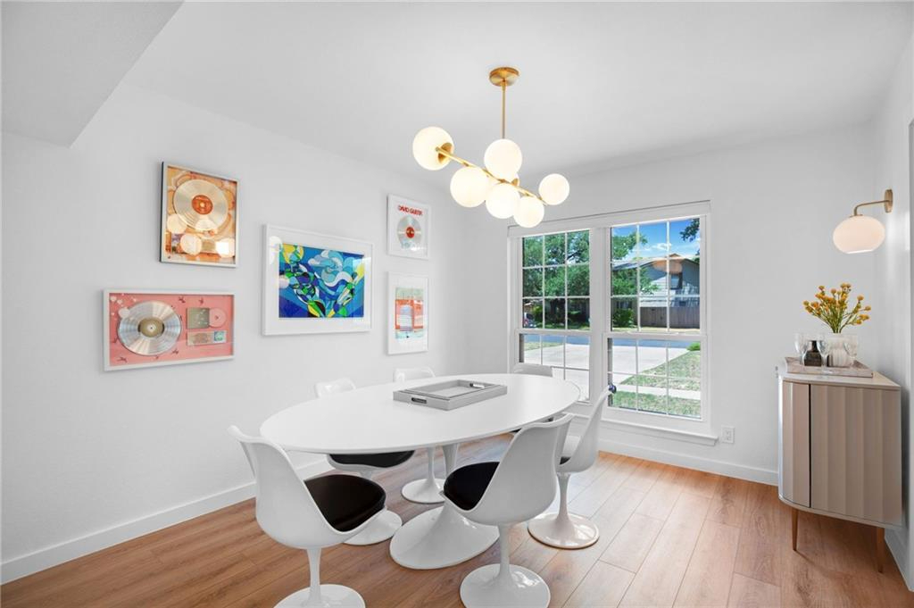 TCH - Comfy 4bd/2.5ba home in Austin w/ Workspace - Photo 6