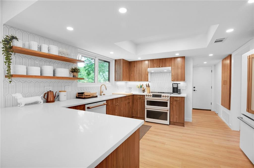 TCH - Comfy 4bd/2.5ba home in Austin w/ Workspace - Photo 11