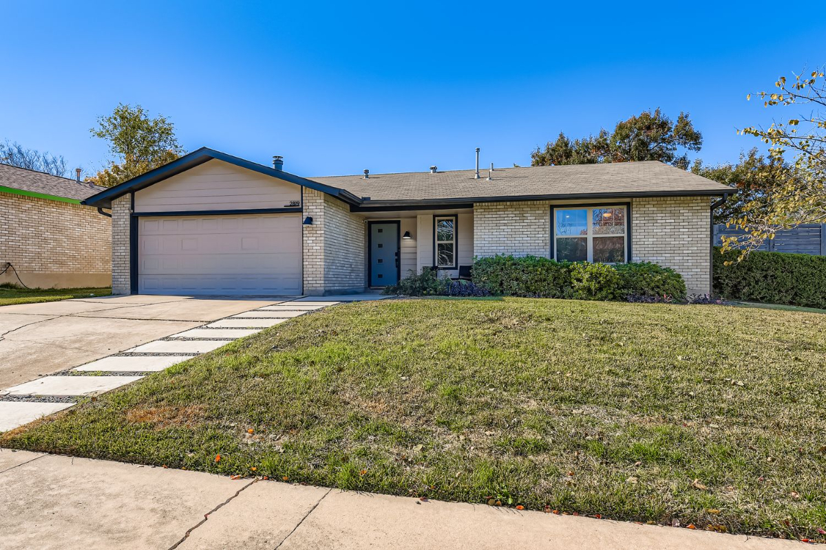 TCH - 3bd/2.5ba home in Austin w/ Workspace - Photo 1