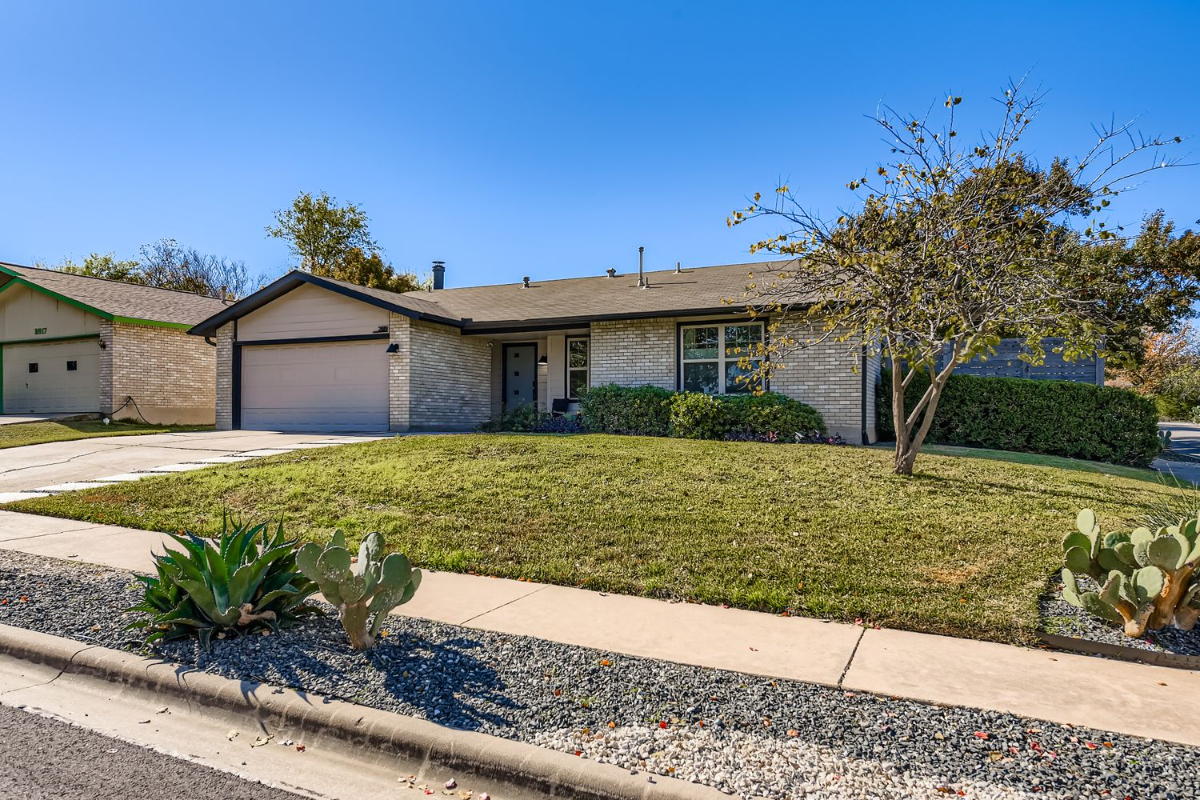 TCH - 3bd/2.5ba home in Austin w/ Workspace - Photo 4