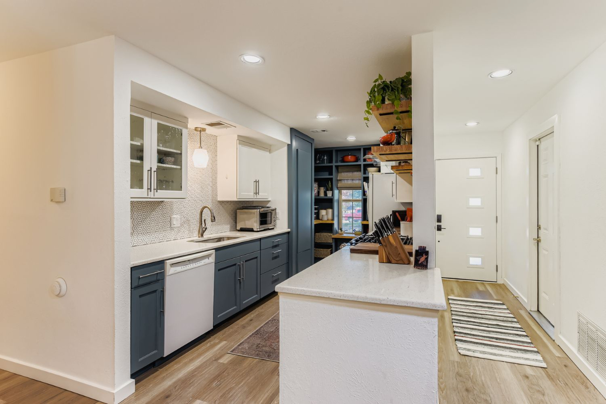 TCH - 3bd/2.5ba home in Austin w/ Workspace - Photo 10