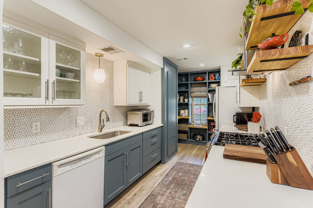 TCH - 3bd/2.5ba home in Austin w/ Workspace - Photo 9