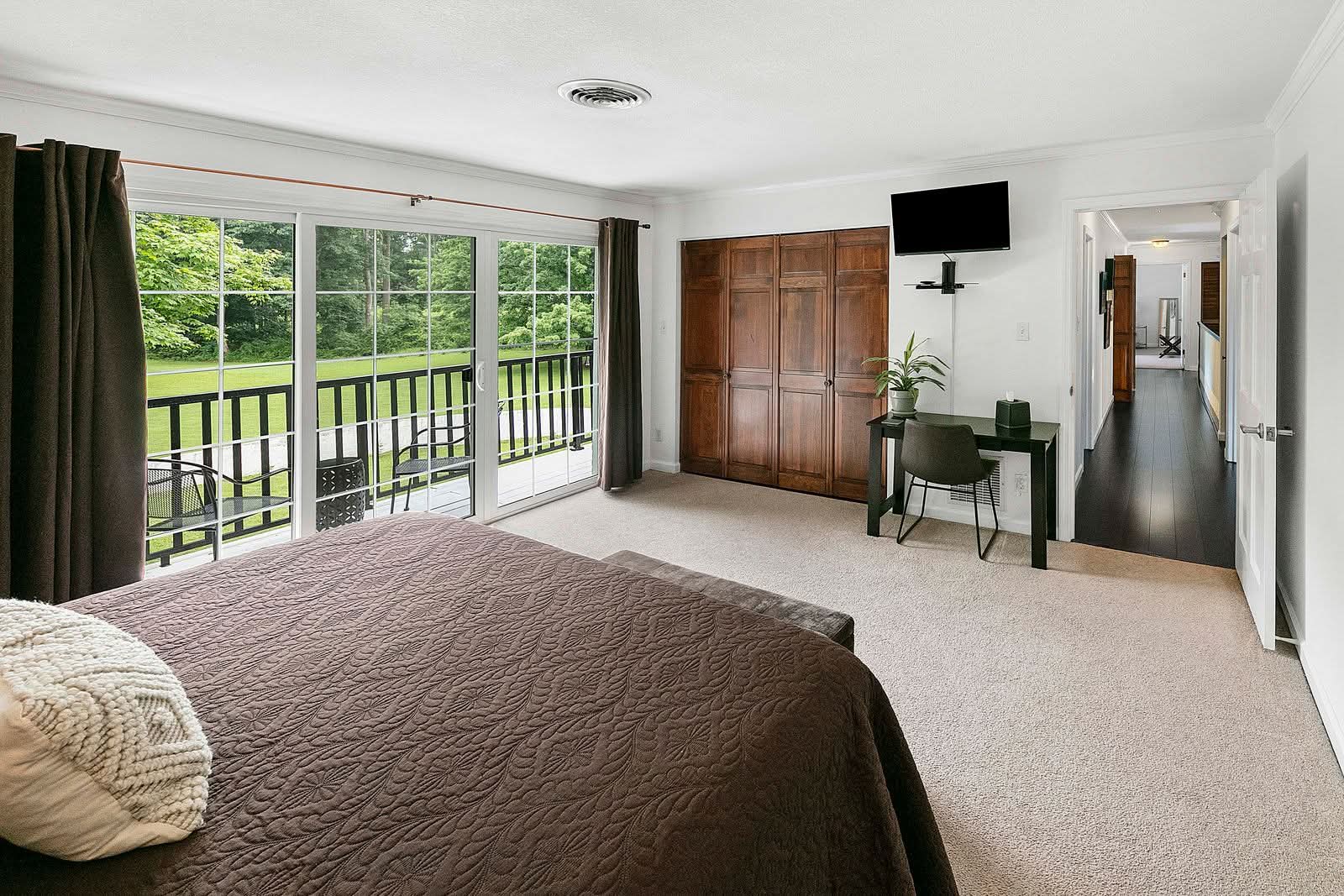 Magnolia House Room 4 for rent
