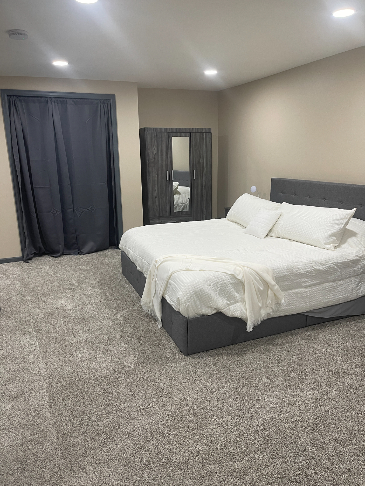 New Large Professional Studio - Very Comfortable, Quiet,  & Professional - Photo 8