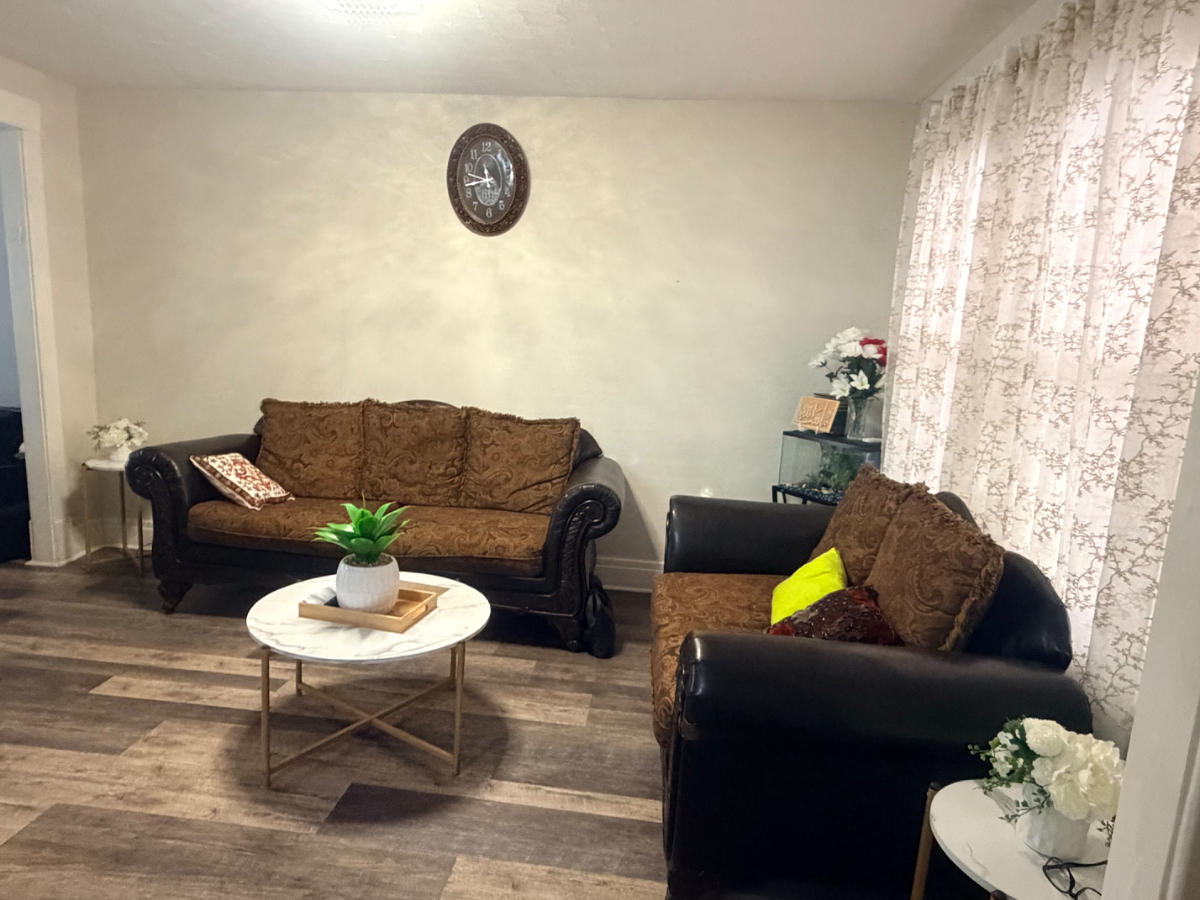 BEAUTIFUL COZY ROOM PLUS OFFICE NEAR MAJOR HOSPITALS AND INSTITUTIONS - UNIVERSITY HEIGHTS - BUFFALO - Photo 2