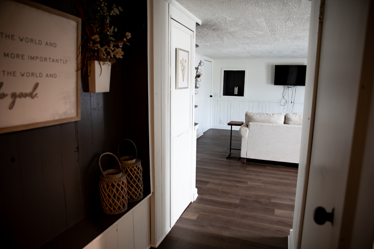 Hanigans Hideout - Photo 5