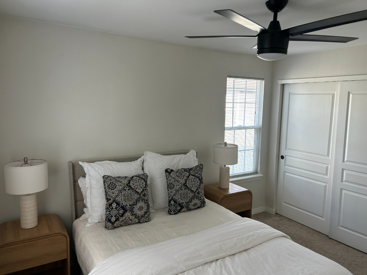 Private Room & Bathroom Near Belmar - Lakewood, CO - Photo 3