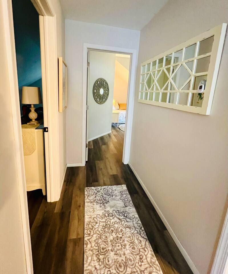 Fully Furnished Two Bedroom Apartment With Private Entrance Near Mount Peter, Greenwood Lake And War - Photo 10
