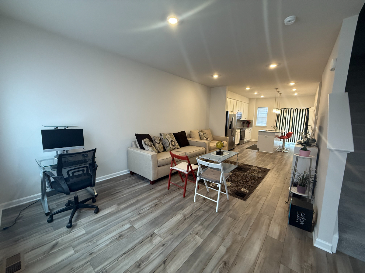 Beautiful new house near Harpers Ferry & casino welcomes you - Photo 5