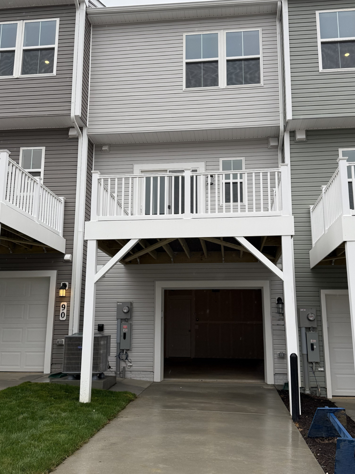 Beautiful new house near Harpers Ferry & casino welcomes you - Photo 11