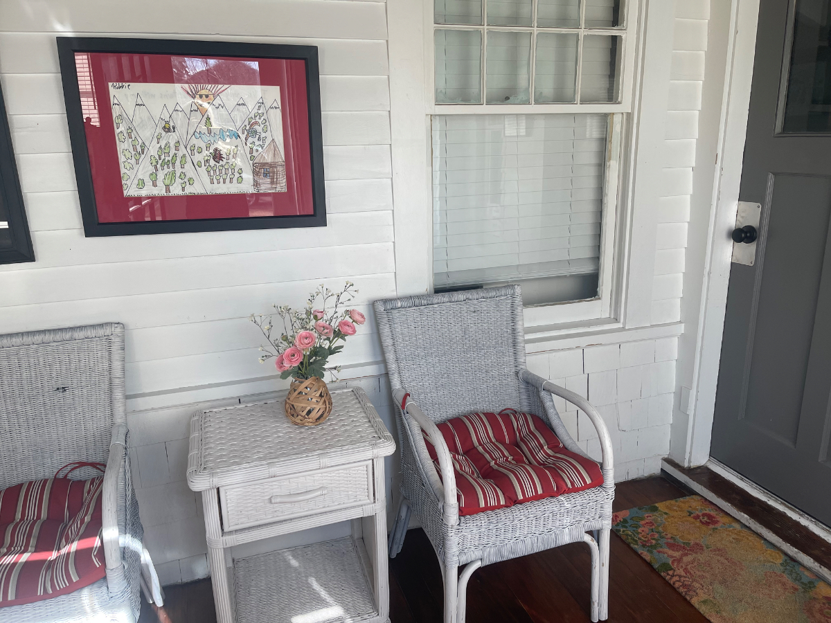 Beautifully Remodeled 2-Bedroom Home Near Downtown - Photo 3