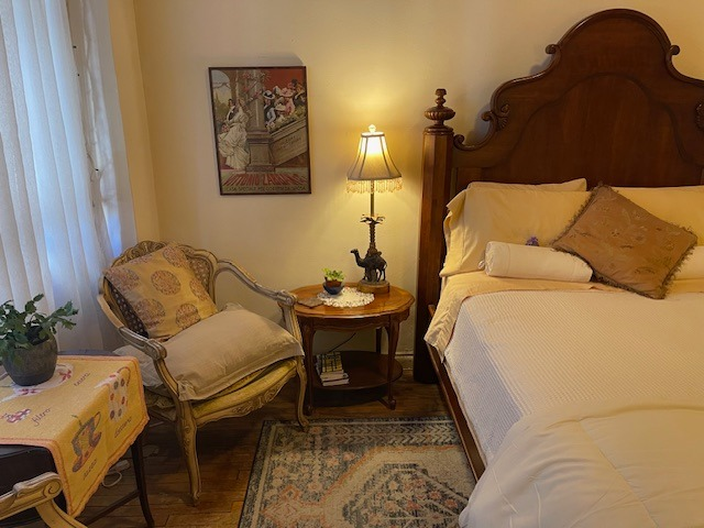 Bright Private Room on Upper West Side with Queen Bed, Steps from Central Park - Photo 2