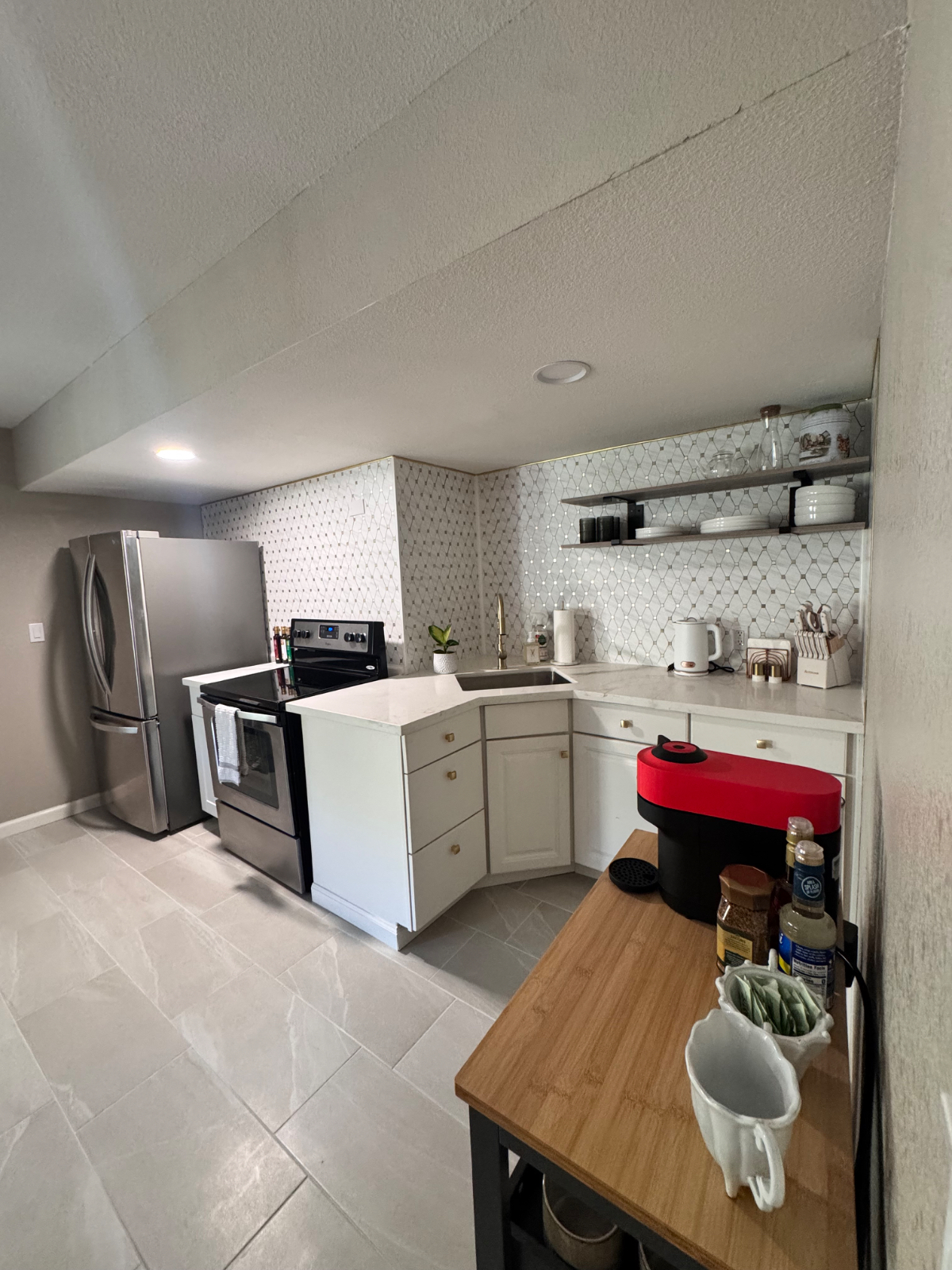 Modern Living Without the City Noise - Fully Upgraded - Photo 6