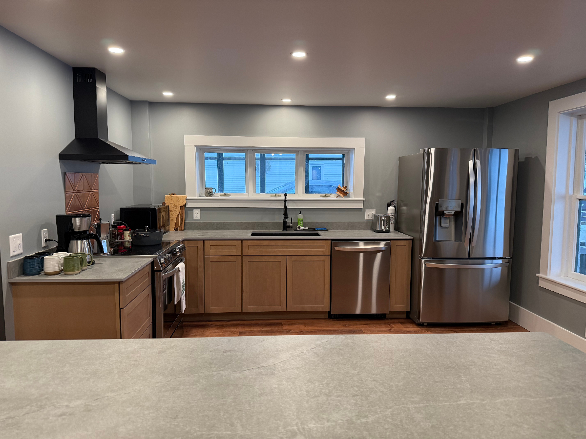 Traveler Haven in St. Albans - Lakeside 30+ Day Rental Near NMC & UVMMC - Photo 6