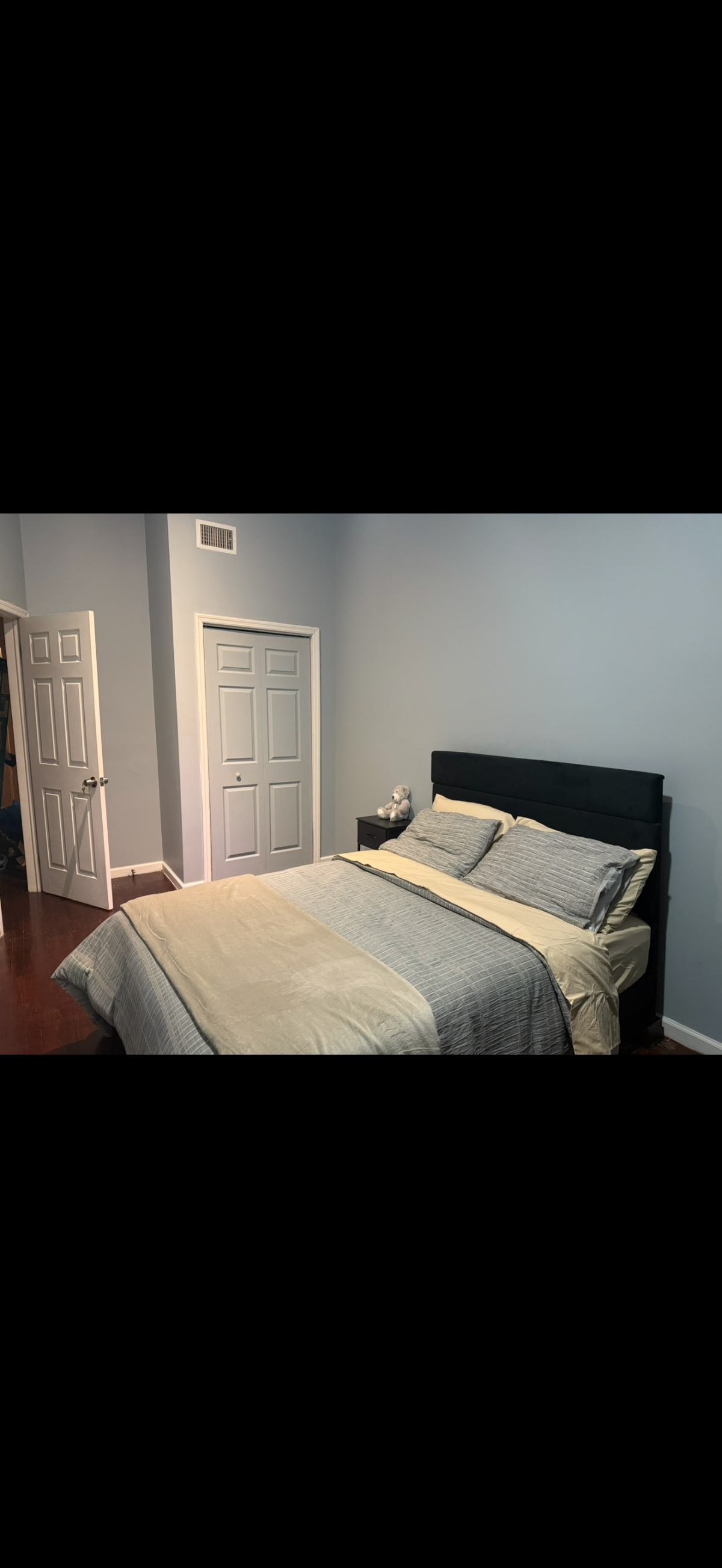 Room for rent - Skyline balcony room - Photo 5