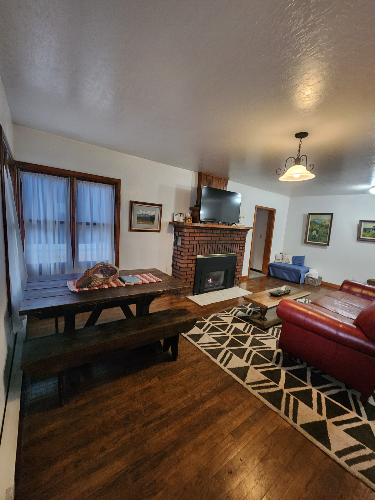 Home Located Close To Everything in Pinedale - Photo 2