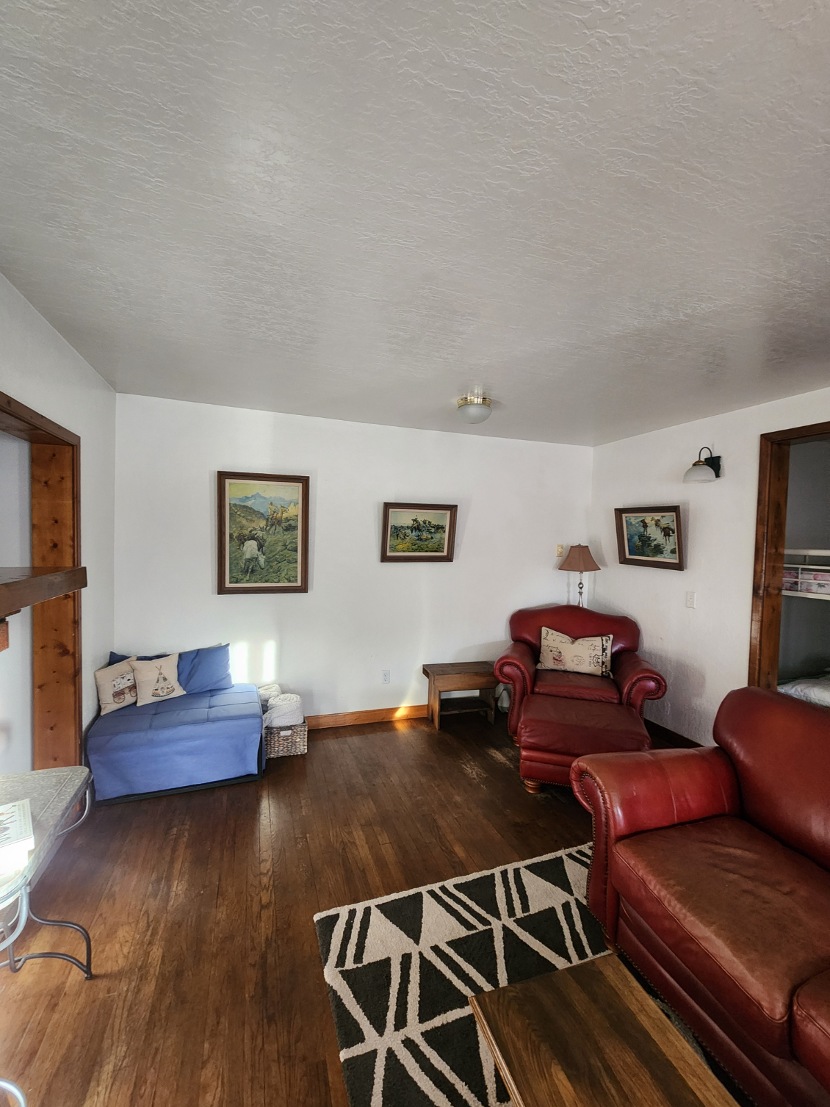 Home Located Close To Everything in Pinedale - Photo 3