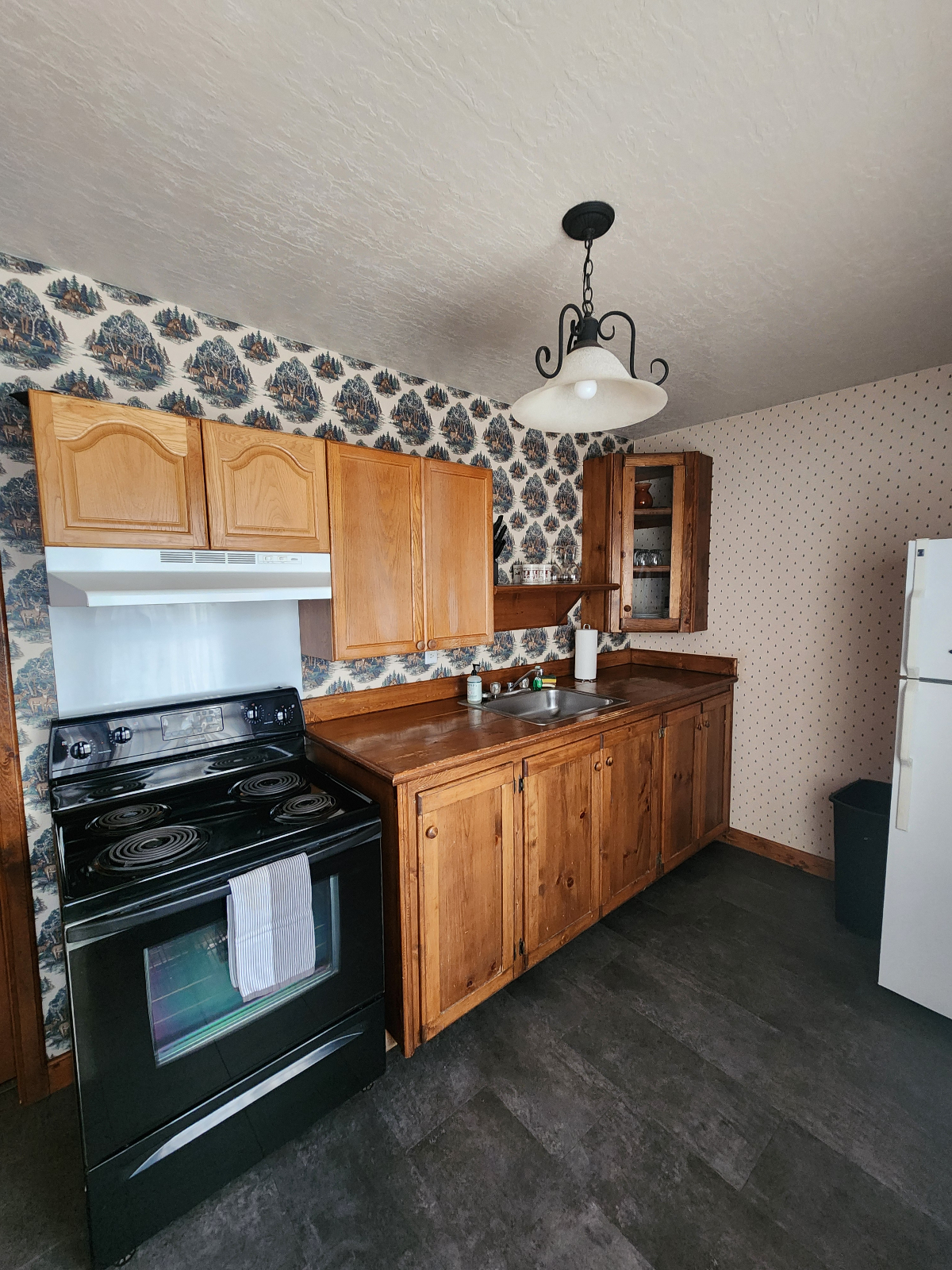 Home Located Close To Everything in Pinedale - Photo 10