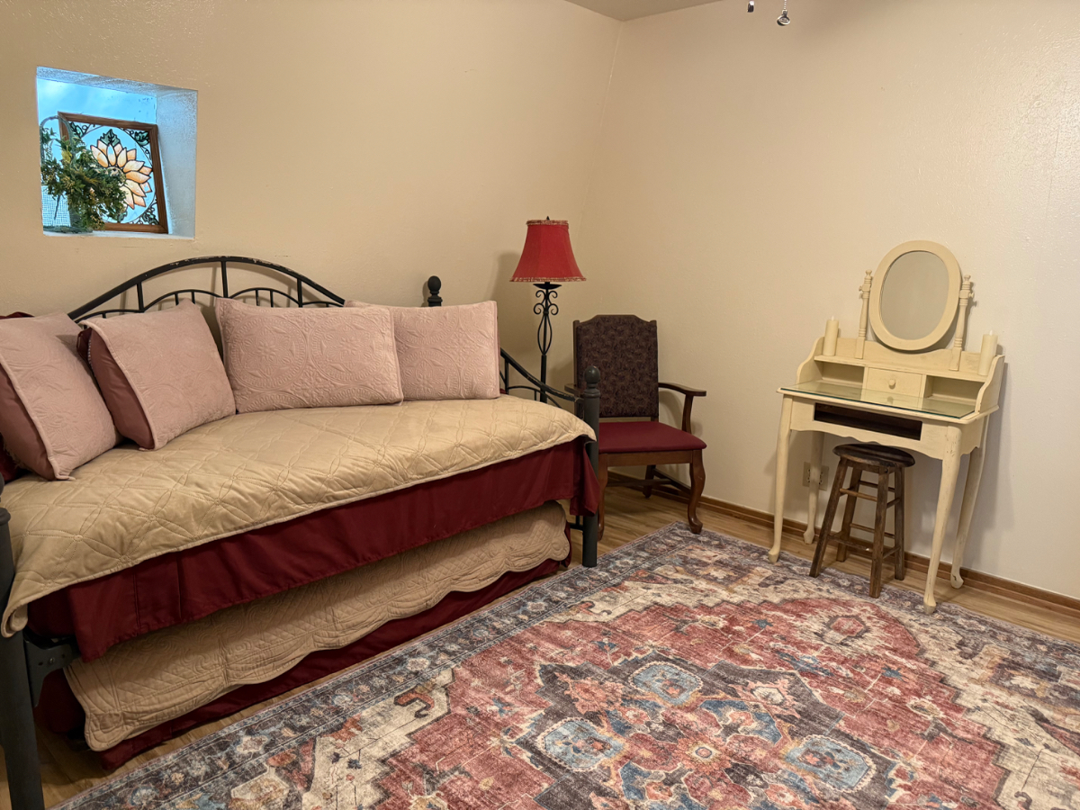 The Cozy Cottage Loft - Photo 7