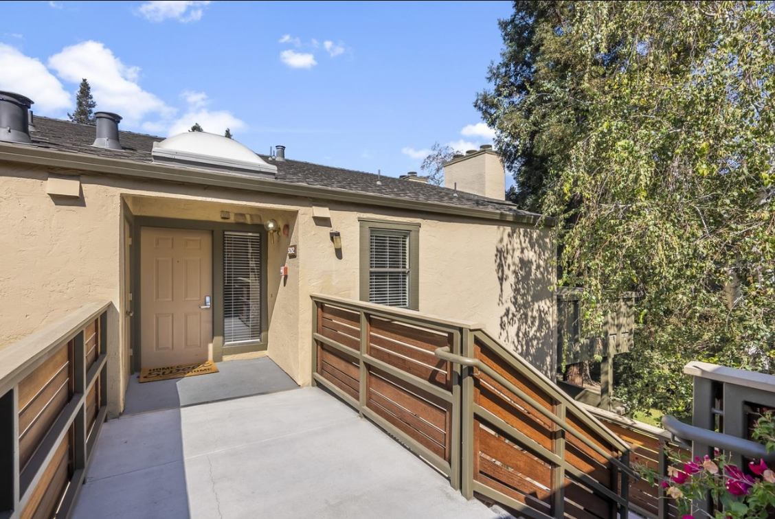 Furnished Bedroom & Bathroom - 1 Mile to Kaiser San Jose - Photo 4